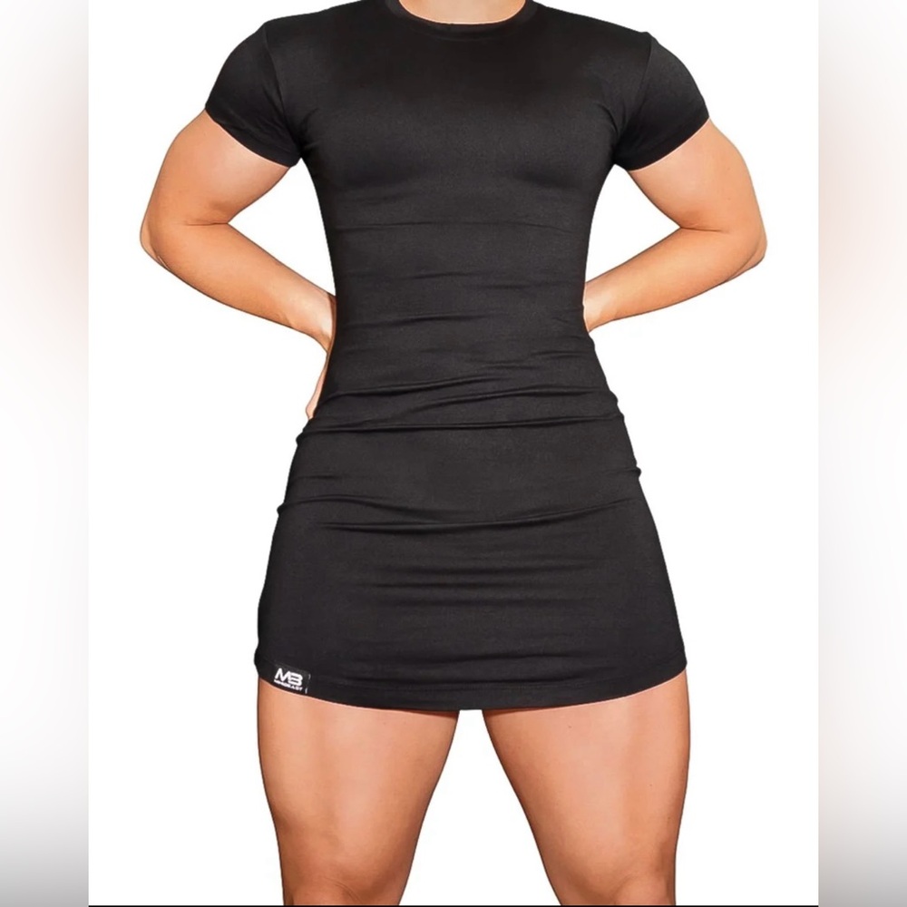 OG T-Shirt Dress Short Sleeve

Color-Black

Size-Medium

New